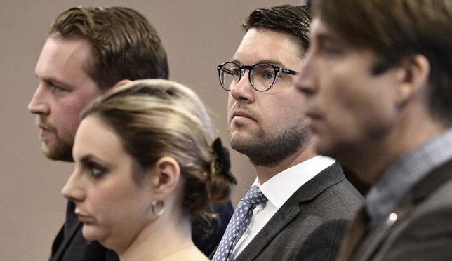 Vi är någonting annat, vi tycker som vi alltid tyckt, vi är SD