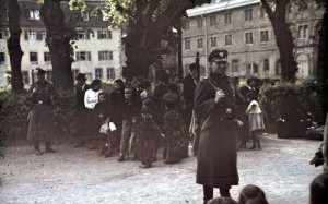 bundesarchiv_r_165_bild-244-52_asperg_deportation_von_sinti_und_roma