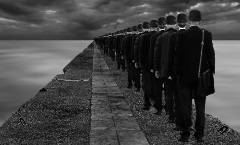 Identiska personer på rad