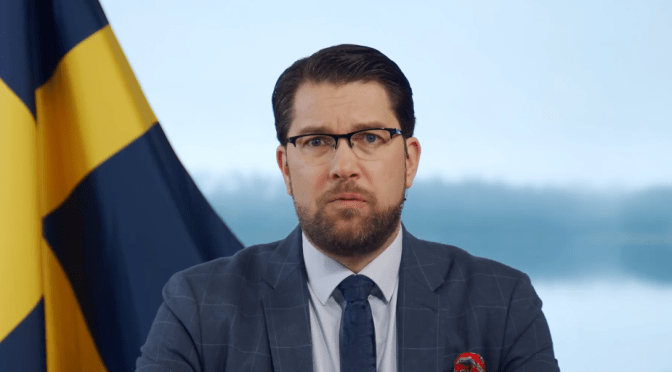 Jimmie Åkesson (SD) talar arabiska: ”Du är inte välkommen här”